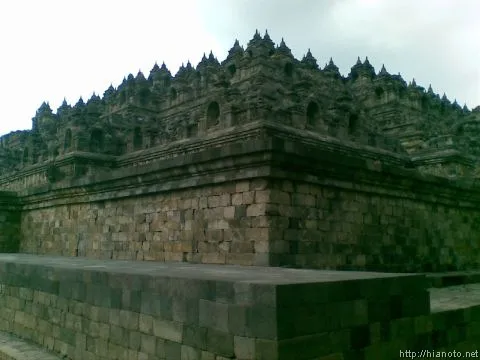 candi-borobudur-4