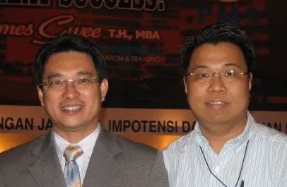 Hian and James Gwee